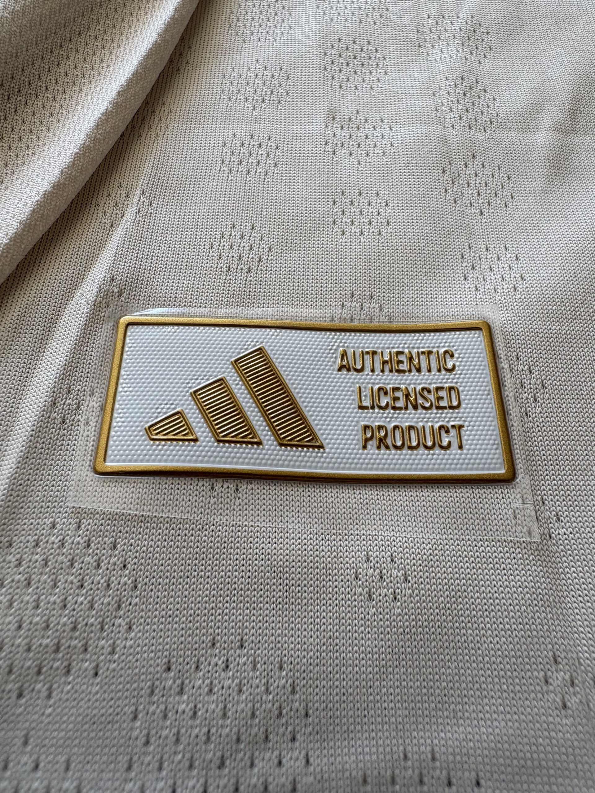 Liverpool 25/26 Suplente IMPORTADA (version jugador) - Image 4