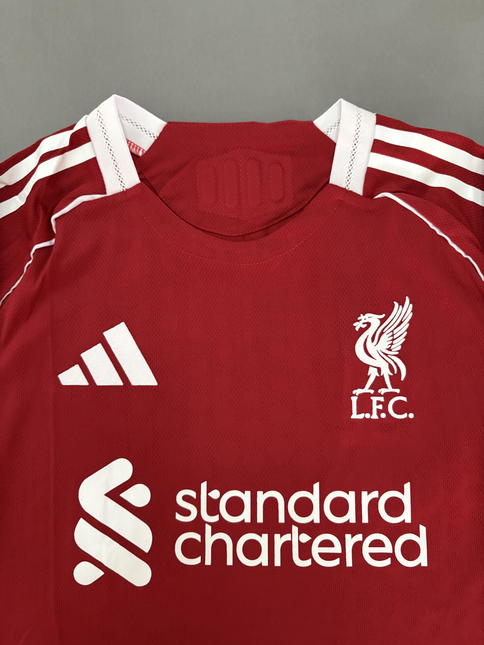 Liverpool 25/26 Titular IMPORTADA (Version Jugador) - Image 2