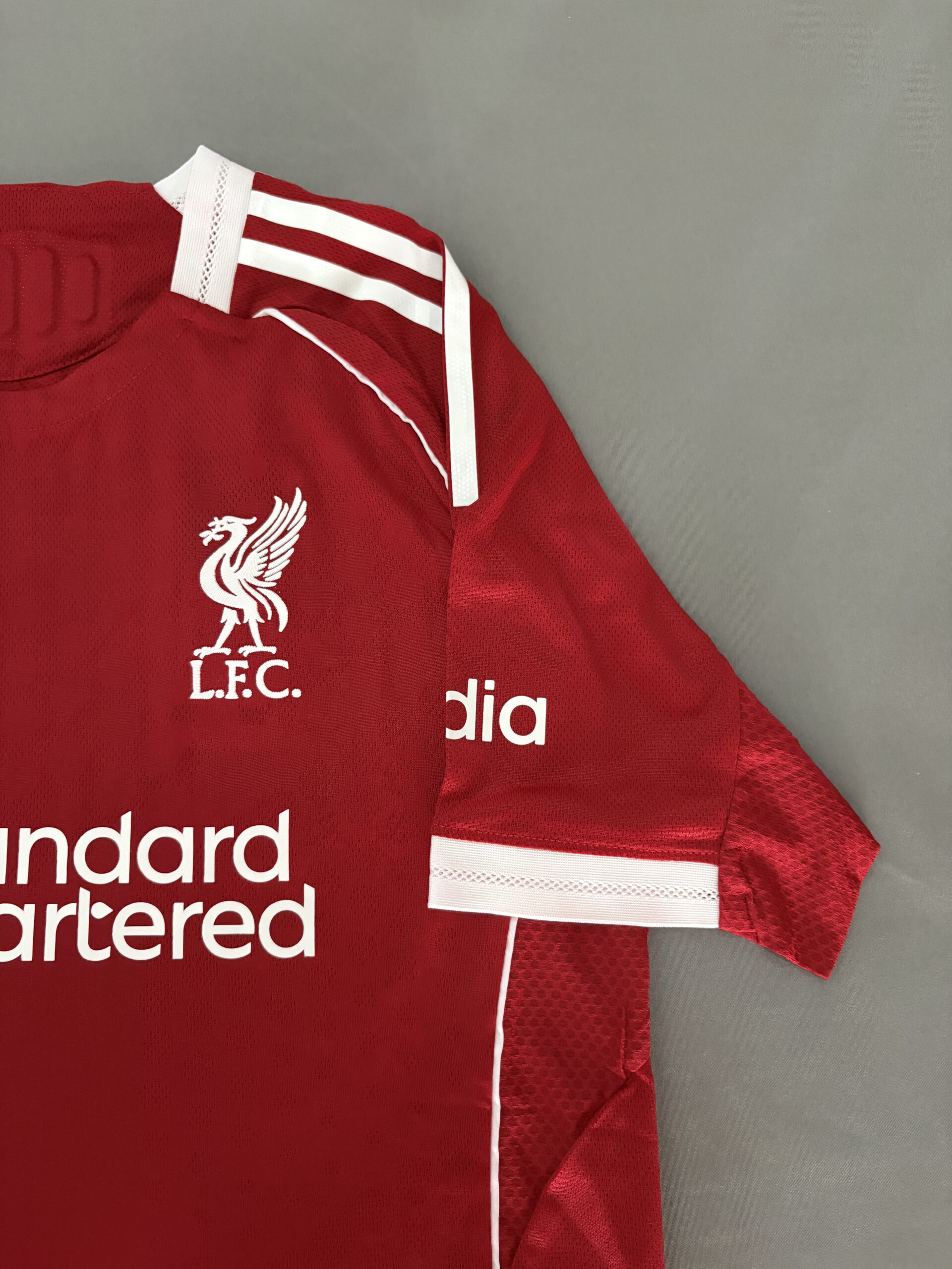 Liverpool 25/26 Titular IMPORTADA (Version Jugador) - Image 4