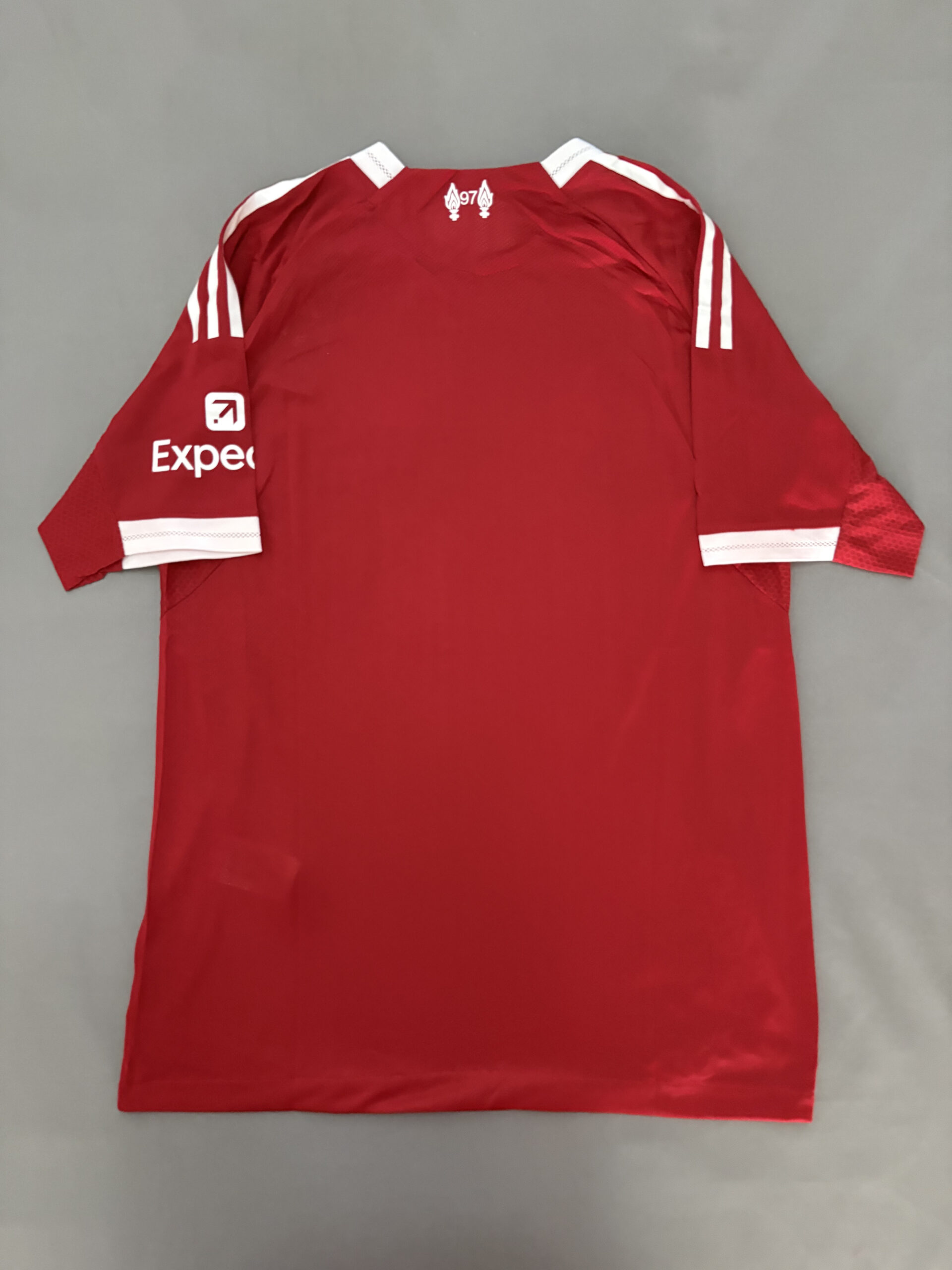 Liverpool 25/26 Titular IMPORTADA (Version Jugador) - Image 5