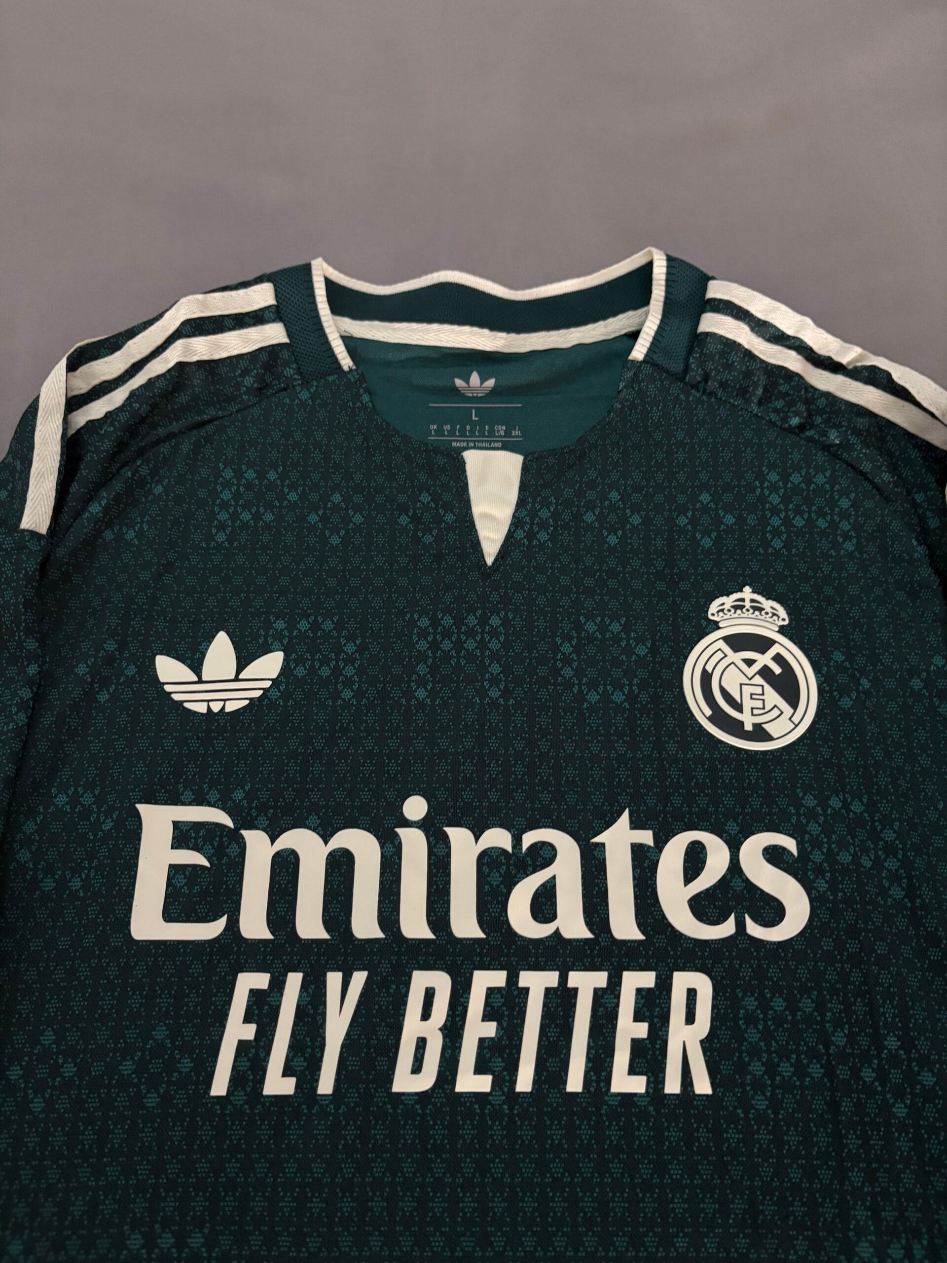 Real Madrid Alternativa 26/27 Manga Larga IMPORTADA Version Jugador - Imagen 2