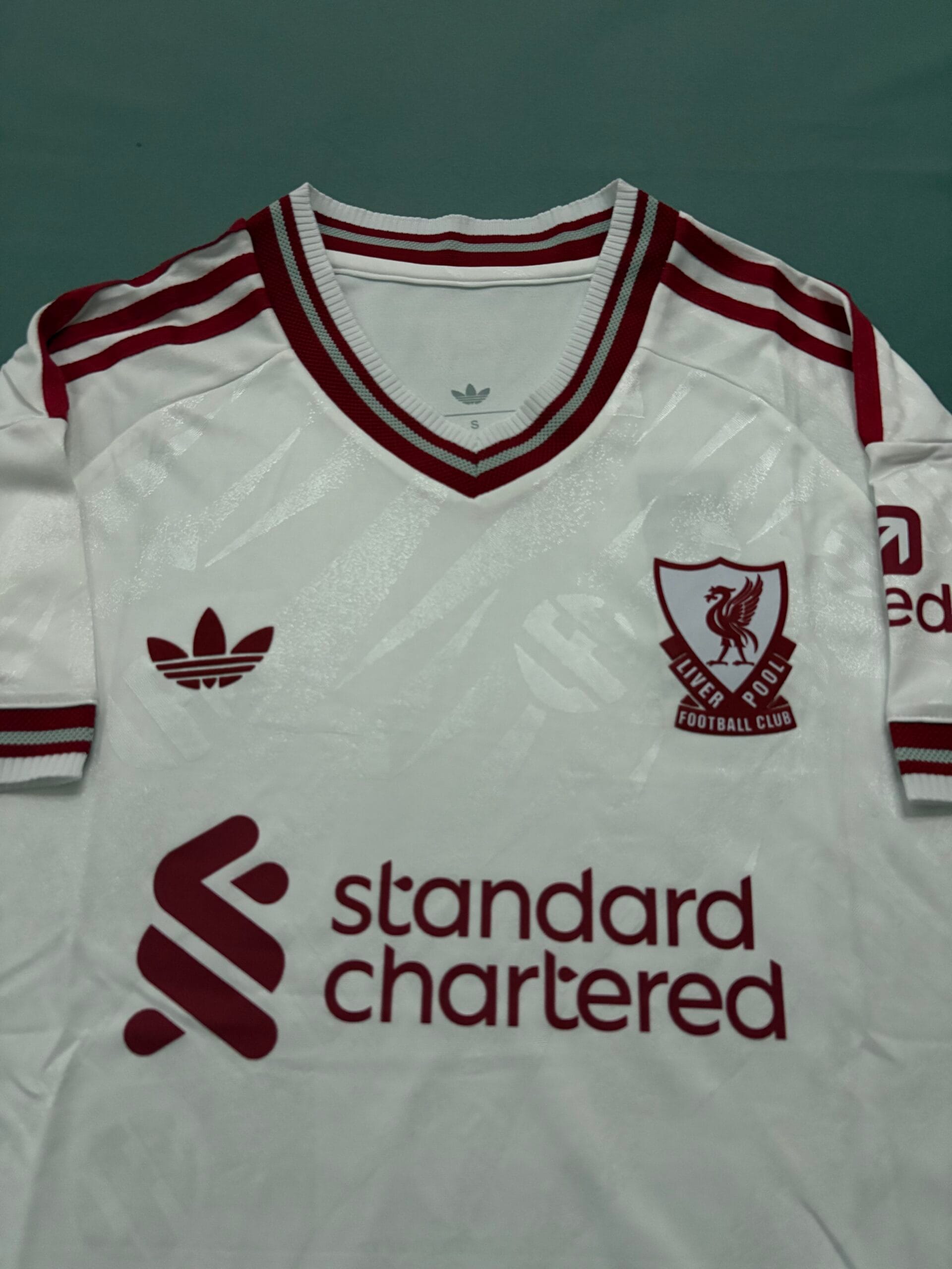 Liverpool Suplente 26/27 IMPORTADA Version Jugador - Imagen 2
